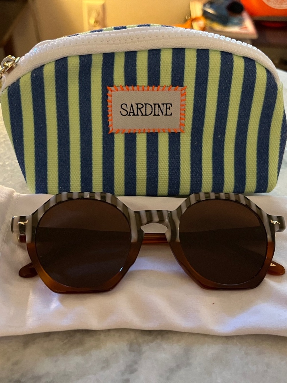 Sardine Georgie Late Checkout Sunglasses